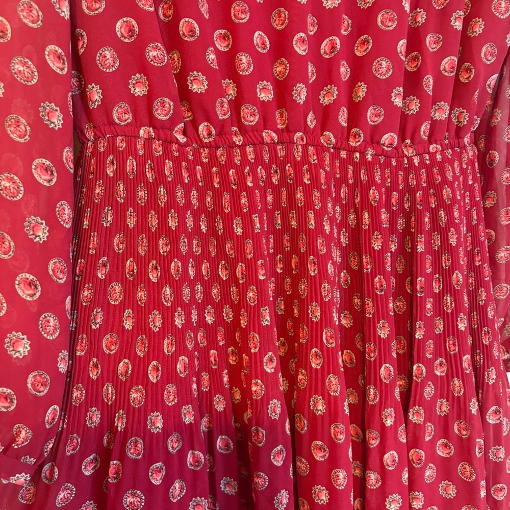 Elle Red Mini Dress with Pattern - Picture 4 of 10